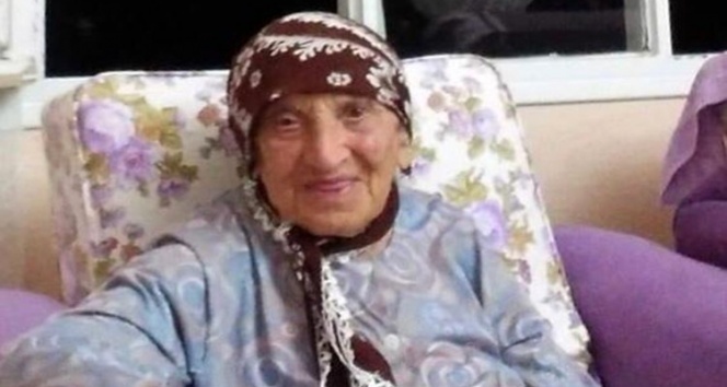 100 yaşındaki kadın lokum yerken hayatını kaybetti