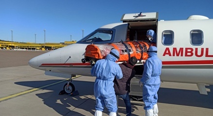 Türk hastayı İsveçten alan ambulans uçak Ankaraya dönüyor