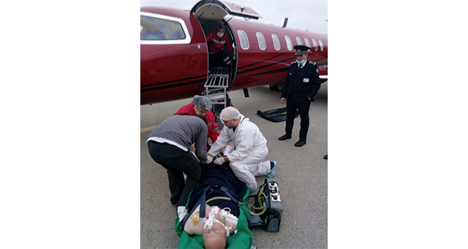 Bakü'de kalp krizi geçiren Rizeli tır şoförü ambulans uçakla Trabzon'a getirilerek tedavi altına alındı