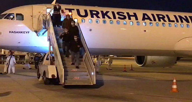 Rusya ve Almanya’dan getirilen 527 kişi Adana ve Mersin'de karantinaya alındı