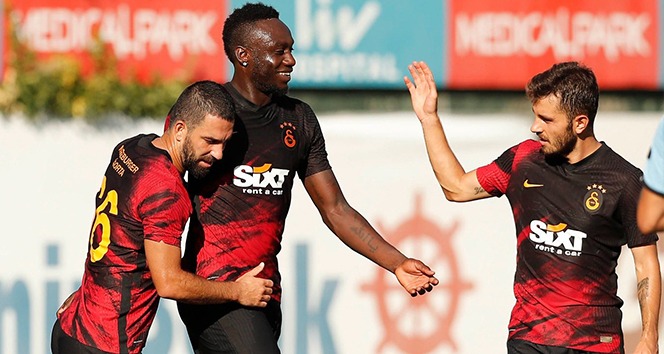 Galatasaray, hazırlık maçında İstanbulspor'u 1-0 mağlup etti