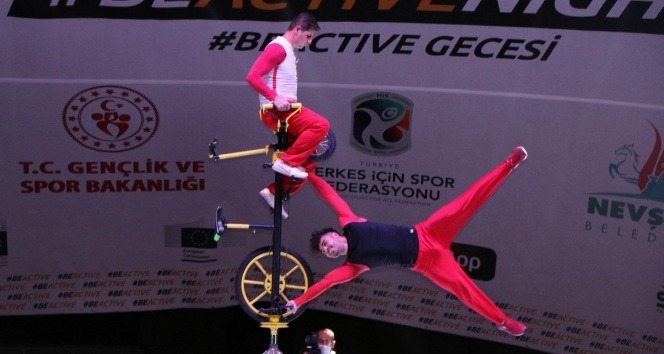 Avrupa Spor Haftasında, jimnastikçilerin gösterileri nefesleri kesti