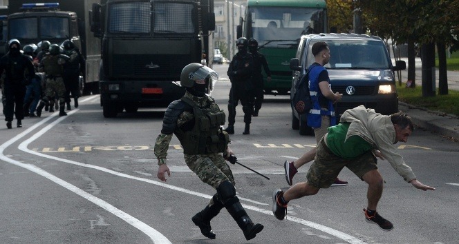 Belarus'taki şiddetli protestolarda gözaltı sayısı 774'e ulaştı