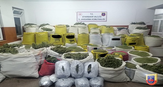 Diyarbakır’da 1 ton 720 kilo uyuşturucu ele geçirildi