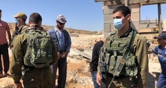 İsrail ordusu Batı Şeria’da 50 Filistinliyi gözaltına aldı