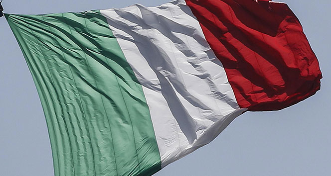 İtalya halkının yüzde 70’i parlamenter sayısının azaltılmasına 'evet' dedi