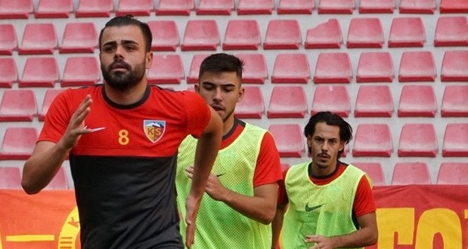 Kayserispor kaptanı Hasan Hüseyin Acar: 'Çok mutluyuz'