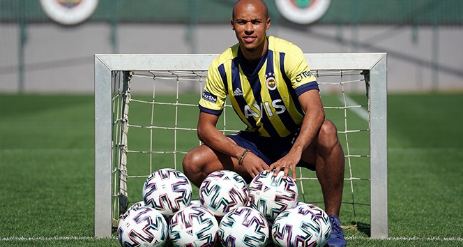 Marcel Tisserand: 'Fenerbahçe’ye şampiyonluk yolunda katkı sağlamak istiyorum'