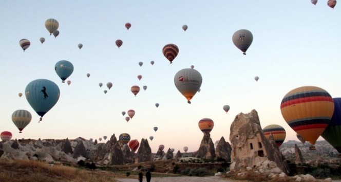 Türkiye ilk 8 ayda yaklaşık 10 milyon ziyaretçi ağırladı
