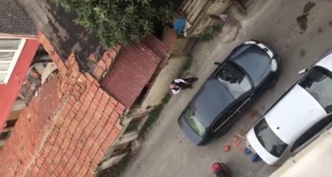 Beyoğlu'nda pompalı dehşeti kamerada: 1 ölü