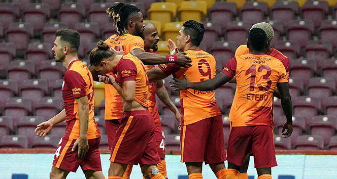 Galatasaray'da 1 futbolcunun korona virüs testi pozitif çıktı