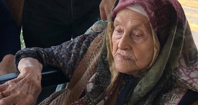 109 yaşındaki Penbe Teyze de koronaya yenik düştü