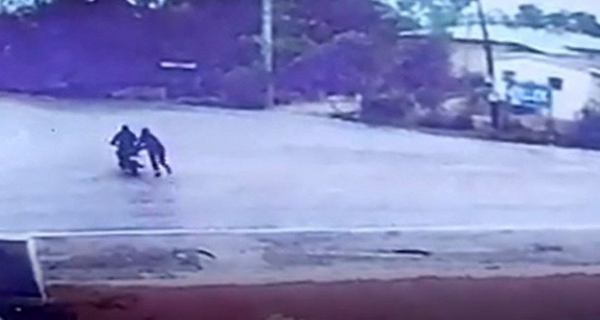 Motosiklet hırsızı 35 saat kamera görüntüsü izlenerek yakalandı