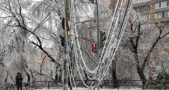 Rusya'da kar fırtınası nedeniyle acil durum ilan edildi