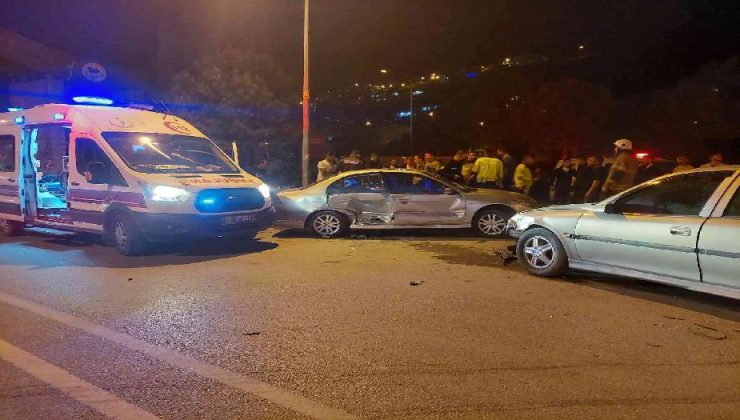 İzmir’de iki otomobil çarpıştı: 2’si çocuk 6 yaralı