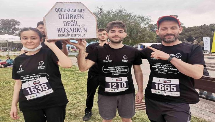 Maraton İzmir’de tabutla koştu