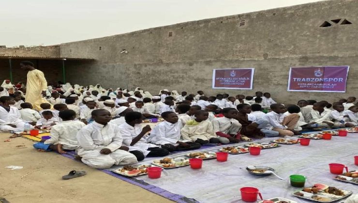 Trabzonspor Rota Akçaabatlılar Taraftar Derneği, Çad’da iftar organizasyonu düzenledi
