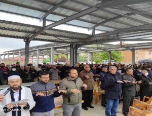 Ankara’da vatandaşlar yağmur duasına çıktı