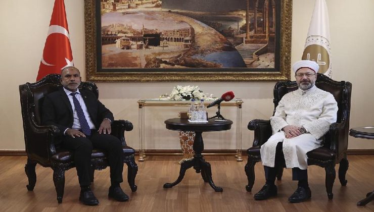Diyanet İşleri Başkanı Erbaş, Maldivler İslam İşleri Bakanı Zahir’i kabul etti