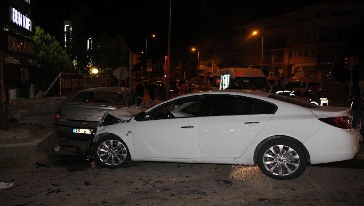 Manisa’da alkollü ve ehliyetsiz sürücünün karıştığı kazada 4 kişi öldü, 2 kişi ağır yaralandı