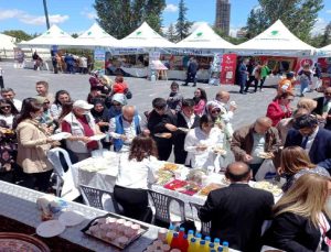 Polatlı yemekleri Türk mutfağı haftası etkinliklerinde büyük ilgi gördü